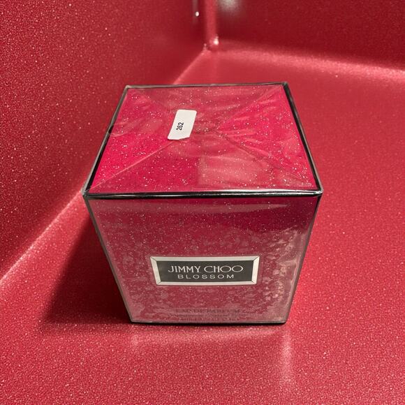 Jimmy Choo Blossom Eau de Parfum 60ml / 2oz – Brand New Sealed - Picture 2 of 3